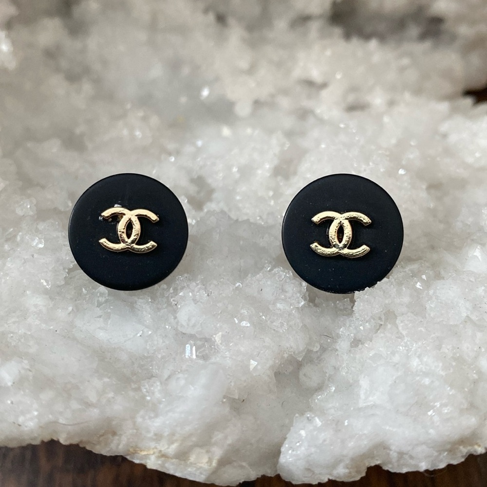 Upcycled‎ CHANEL buttons to earrings